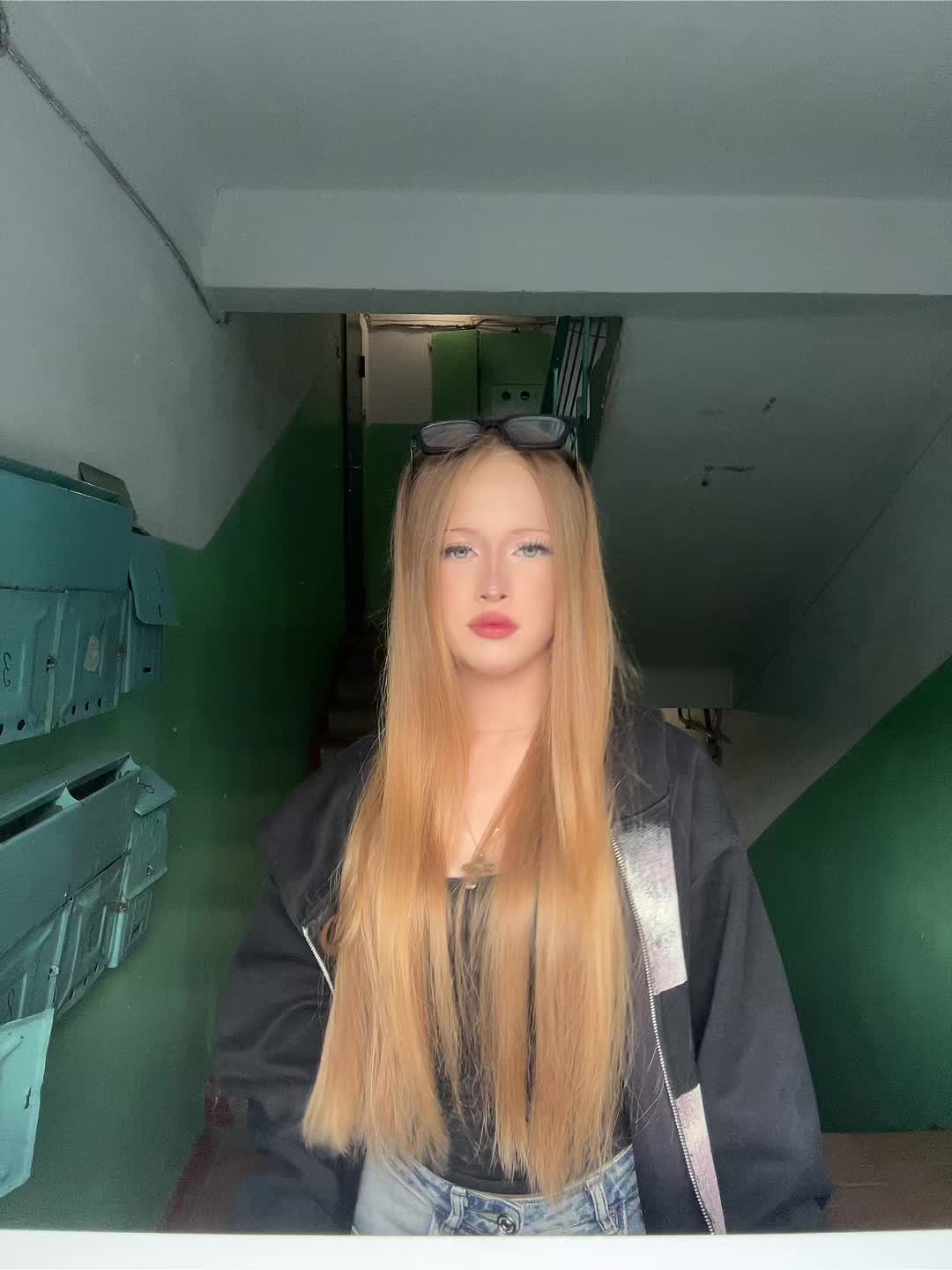 @🖤