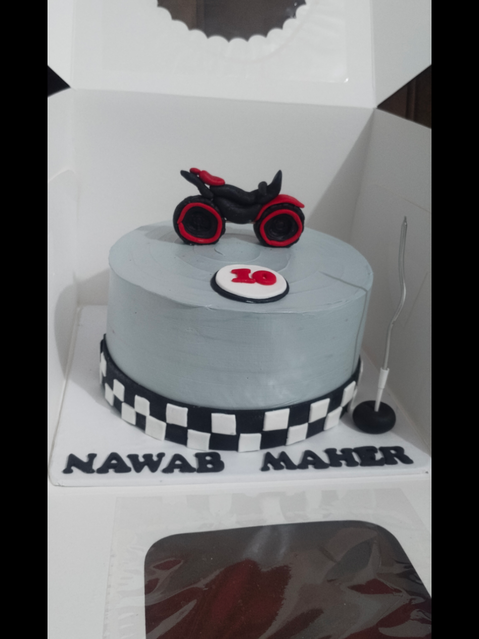 @Rooshi's cake kharian