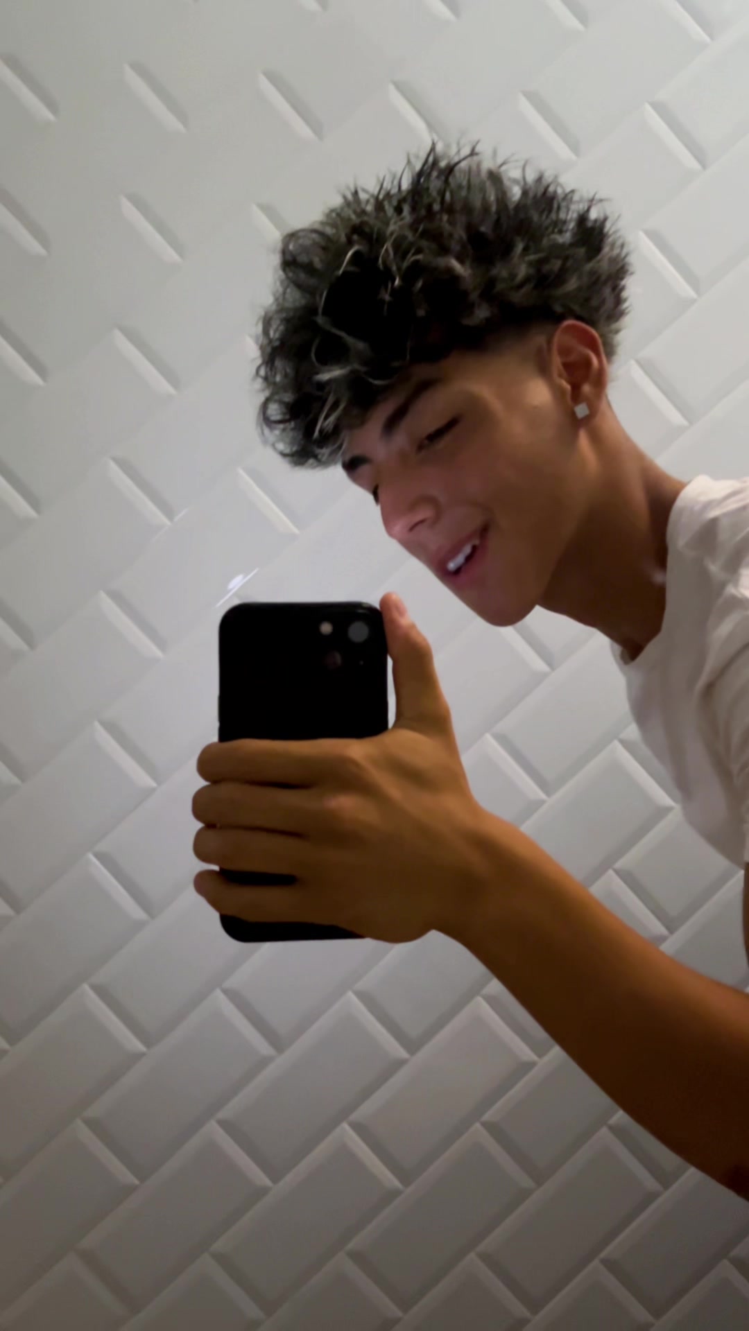 @𝓐🌹