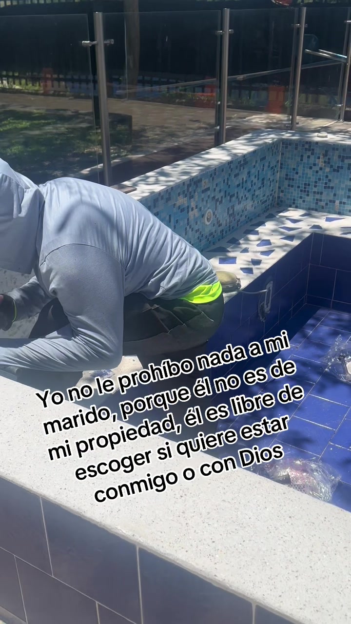 @Mencha -ropa mayorista