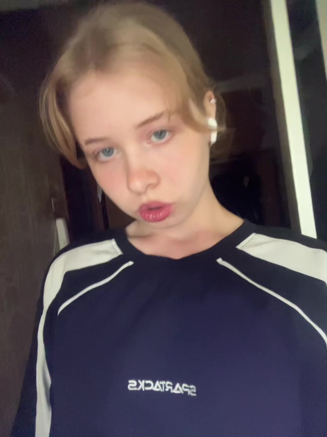 @nadia