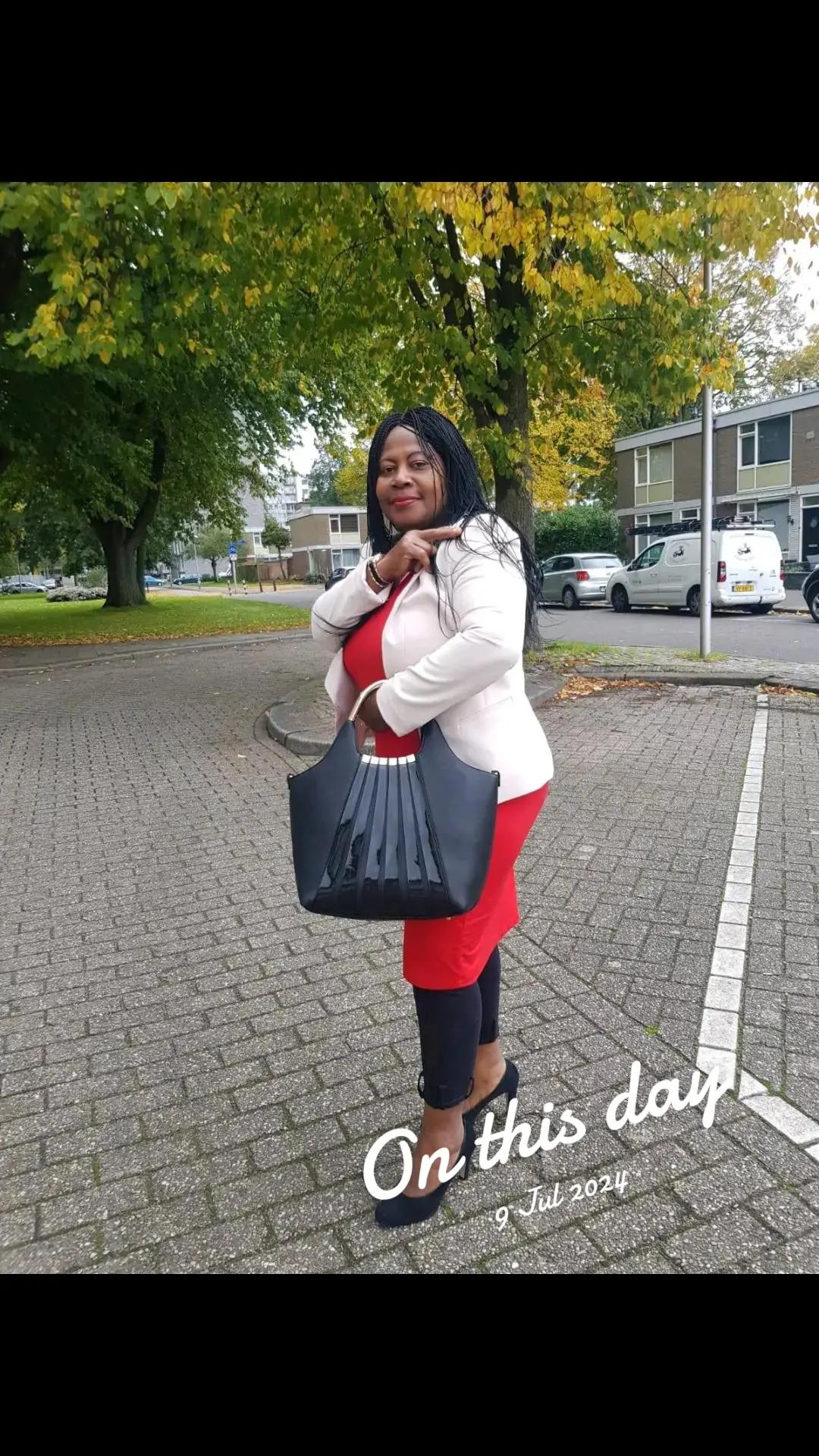 @Akosua##🇬🇭####🇩🇪#🇨🇦