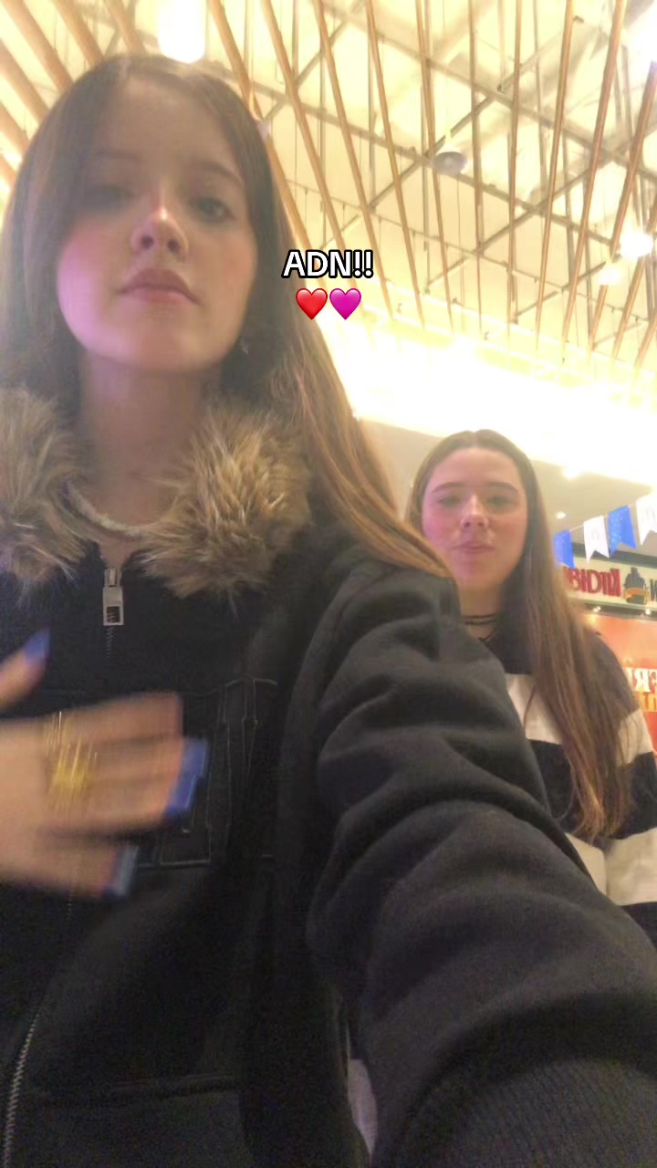 @𝒔𝒂𝒓𝒊𝒕𝒂 🩷