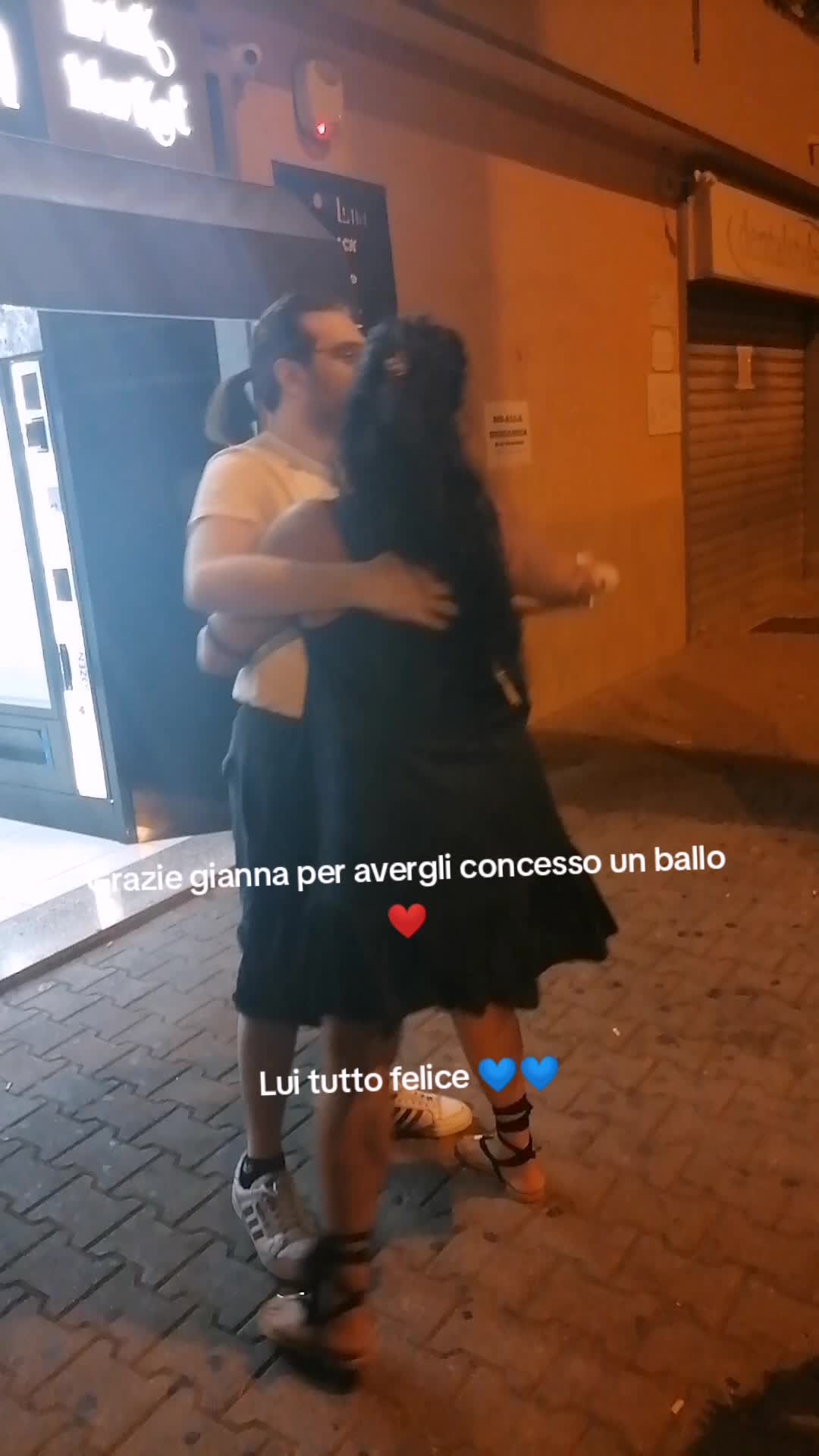 @Madonn c'&egrave; scett