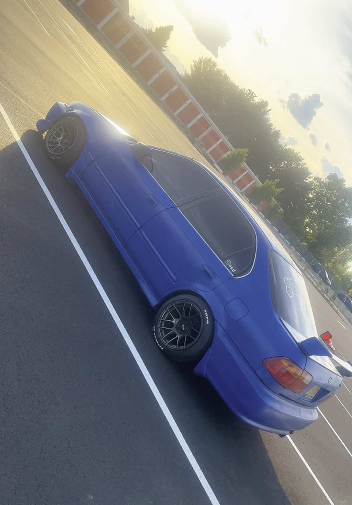 @️ ᴖ̈