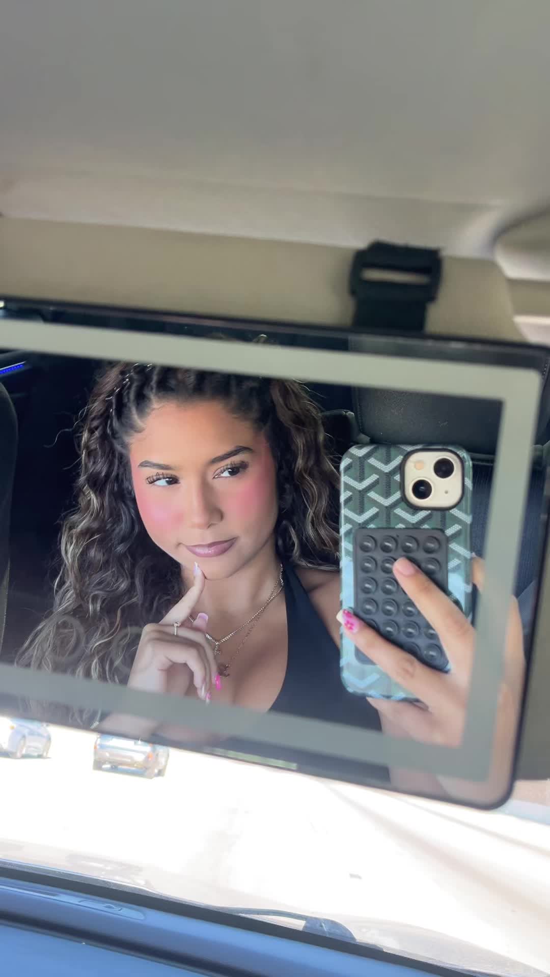 @🤫