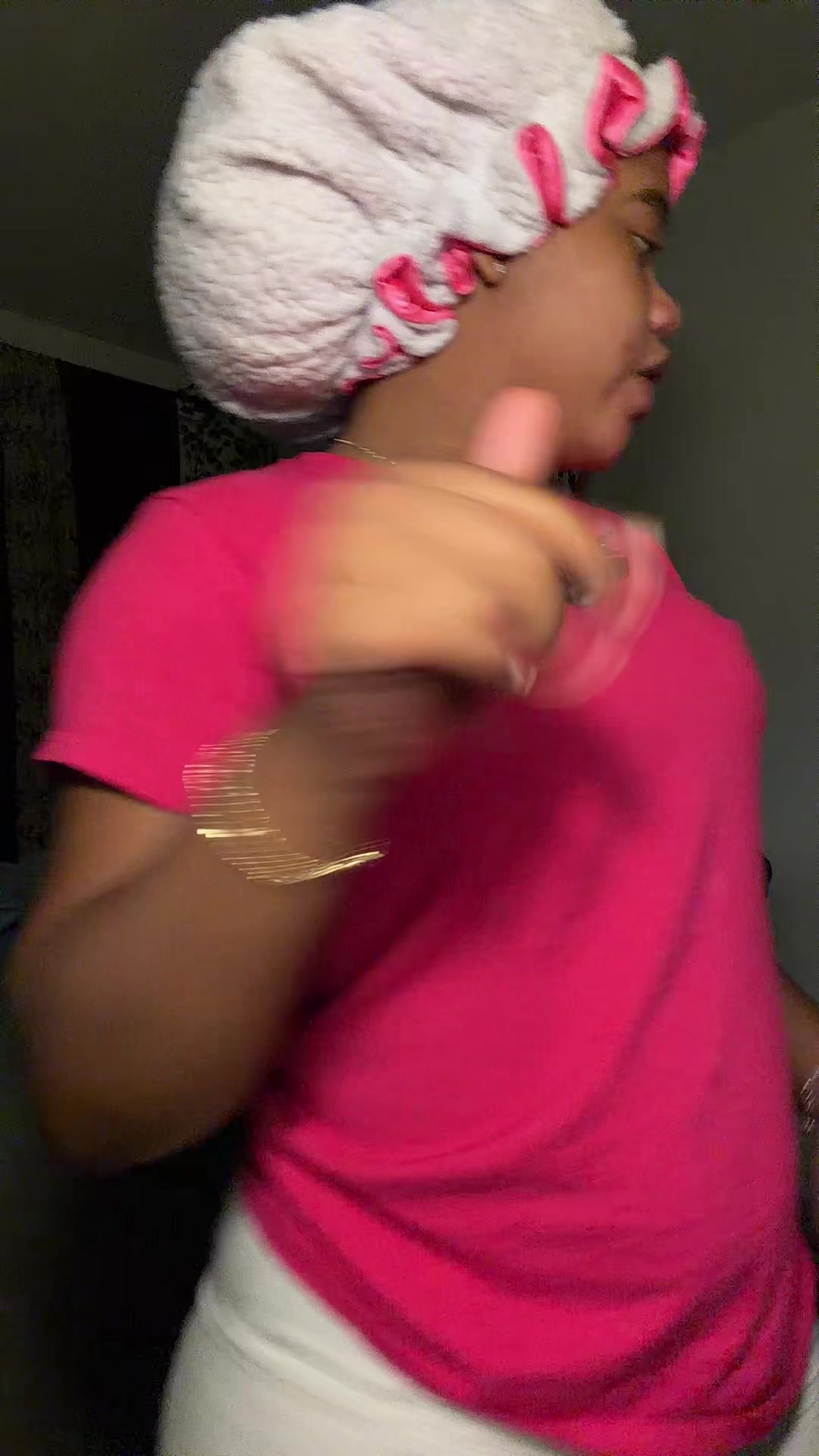 @𝒩𝒾𝒶