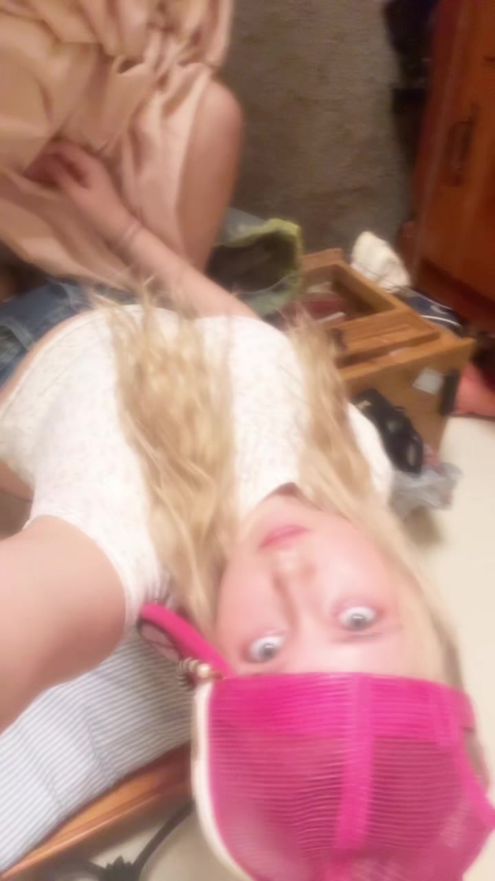 @Jezzibel