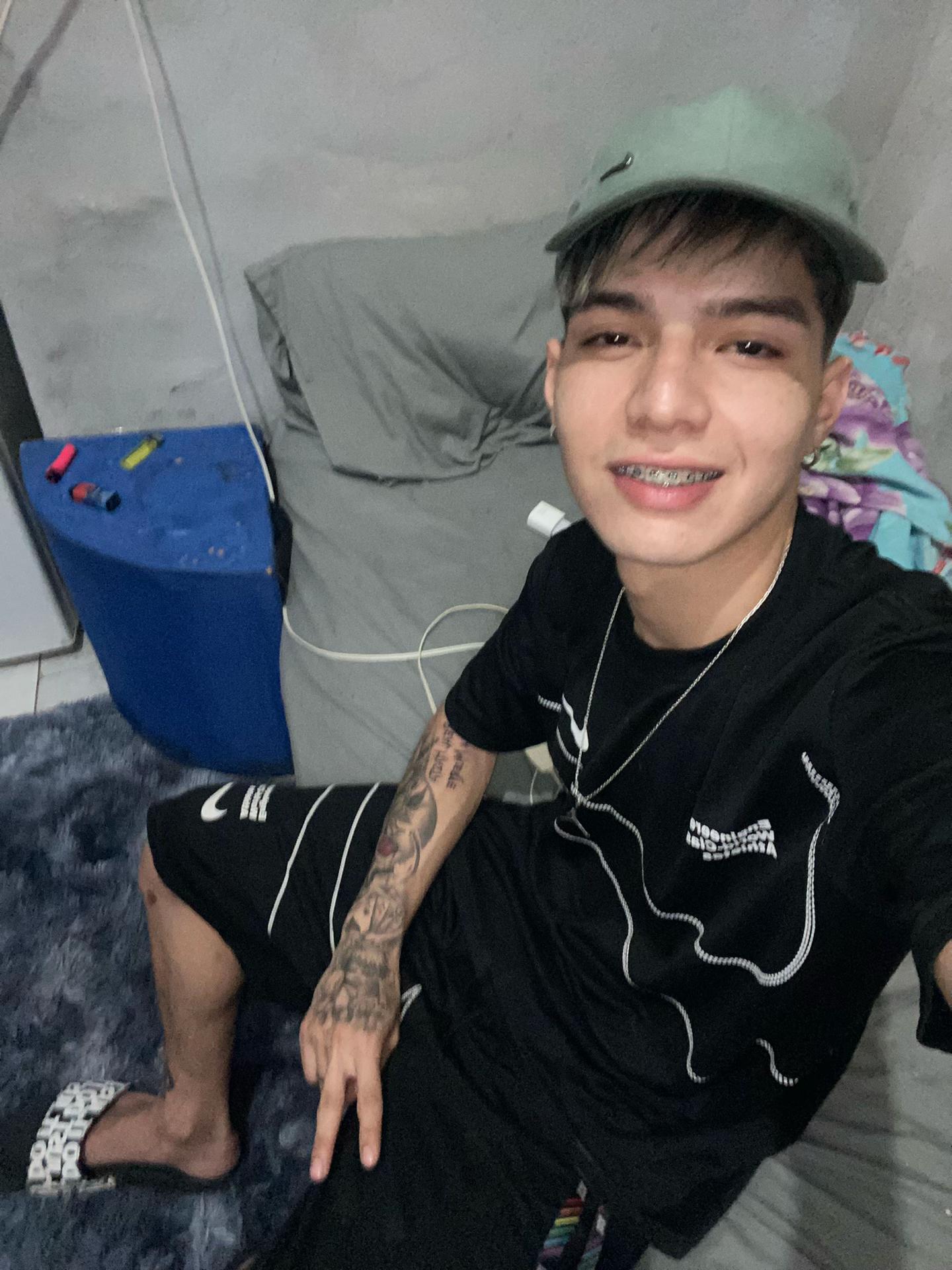 @Angelferr