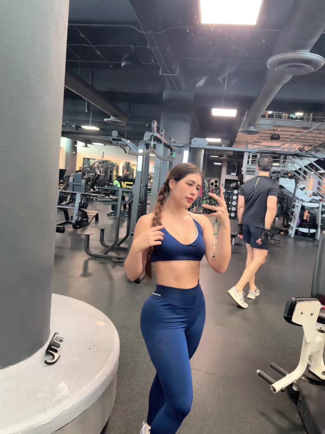 @Isa.colina