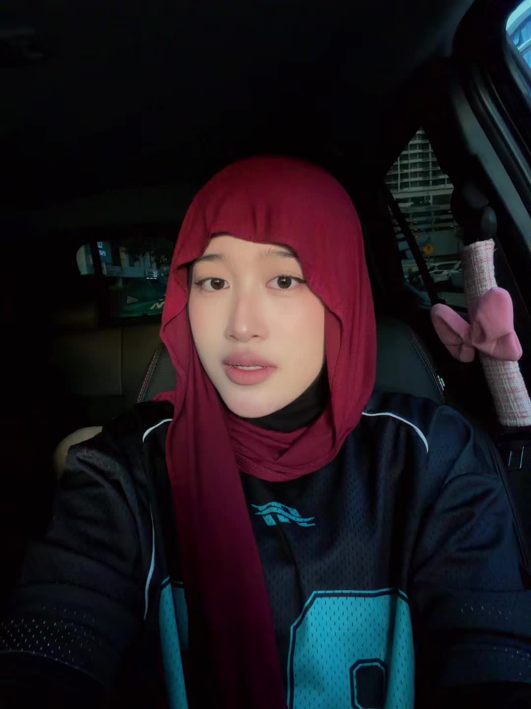 @khayyiee
