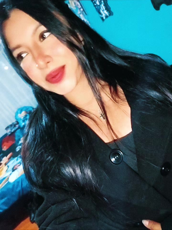 @Grace Paucar 🖤