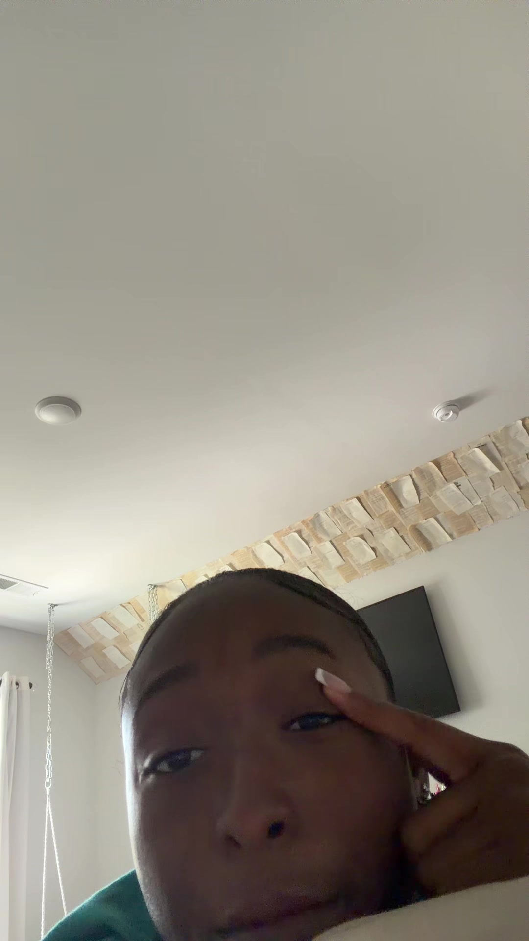 @️