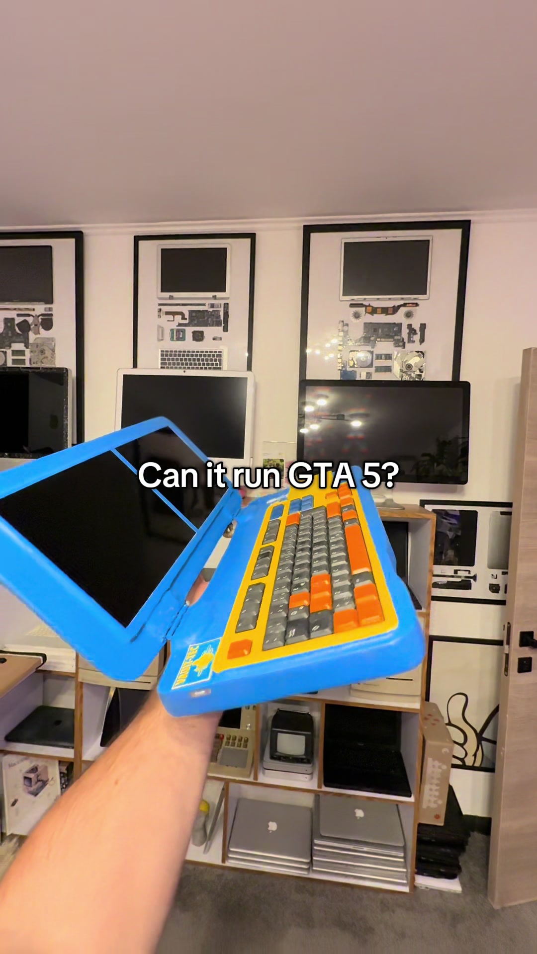 @randomtech