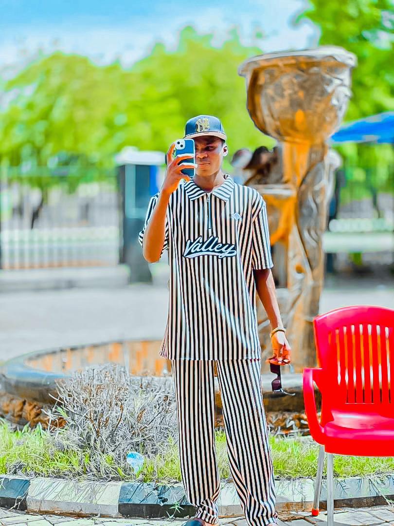 @Sir The boy Arewa👌