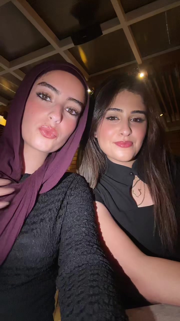 @Farah Younes✨