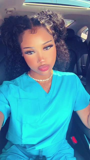 @𝒟𝒶𝒾𝓈𝒽𝒶 𝐻𝑒𝒸𝒽𝓉