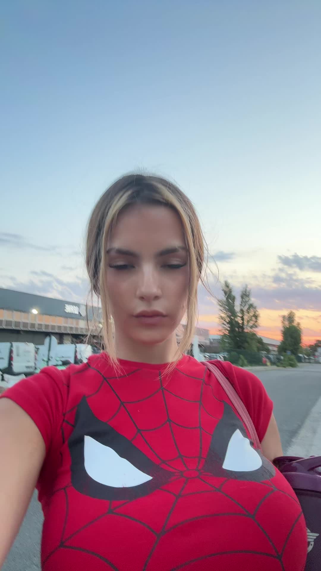 @mel_hootty
