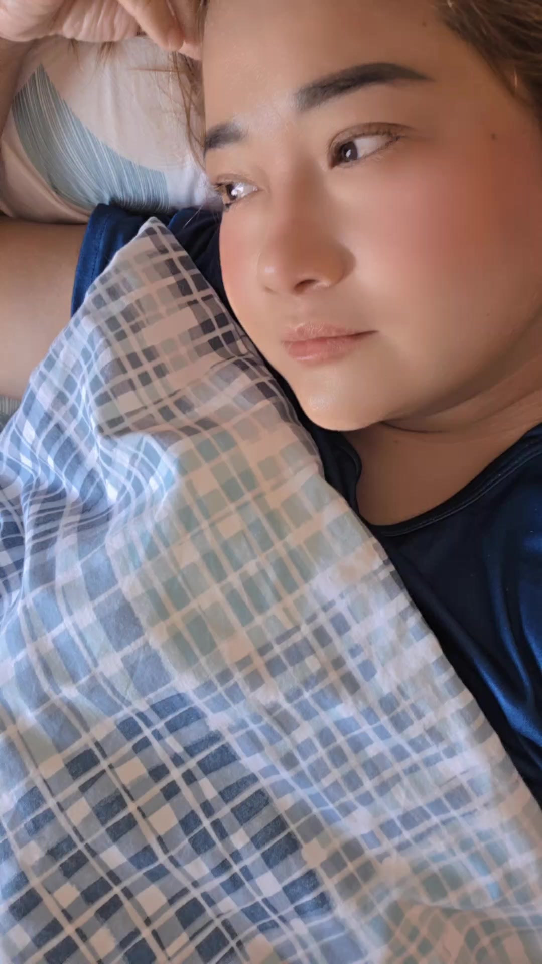 @Shova आसा लाेहाेरुङ्ग