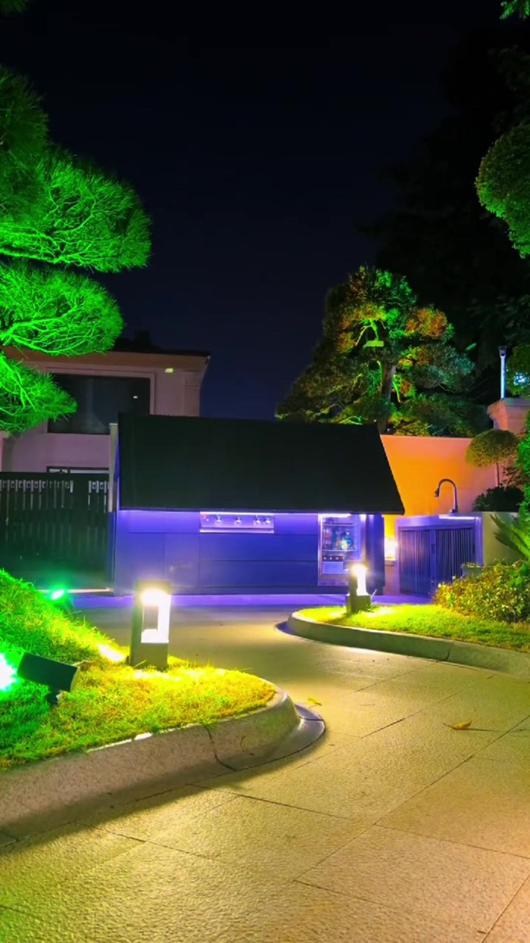 @Paul Mark Kitchens