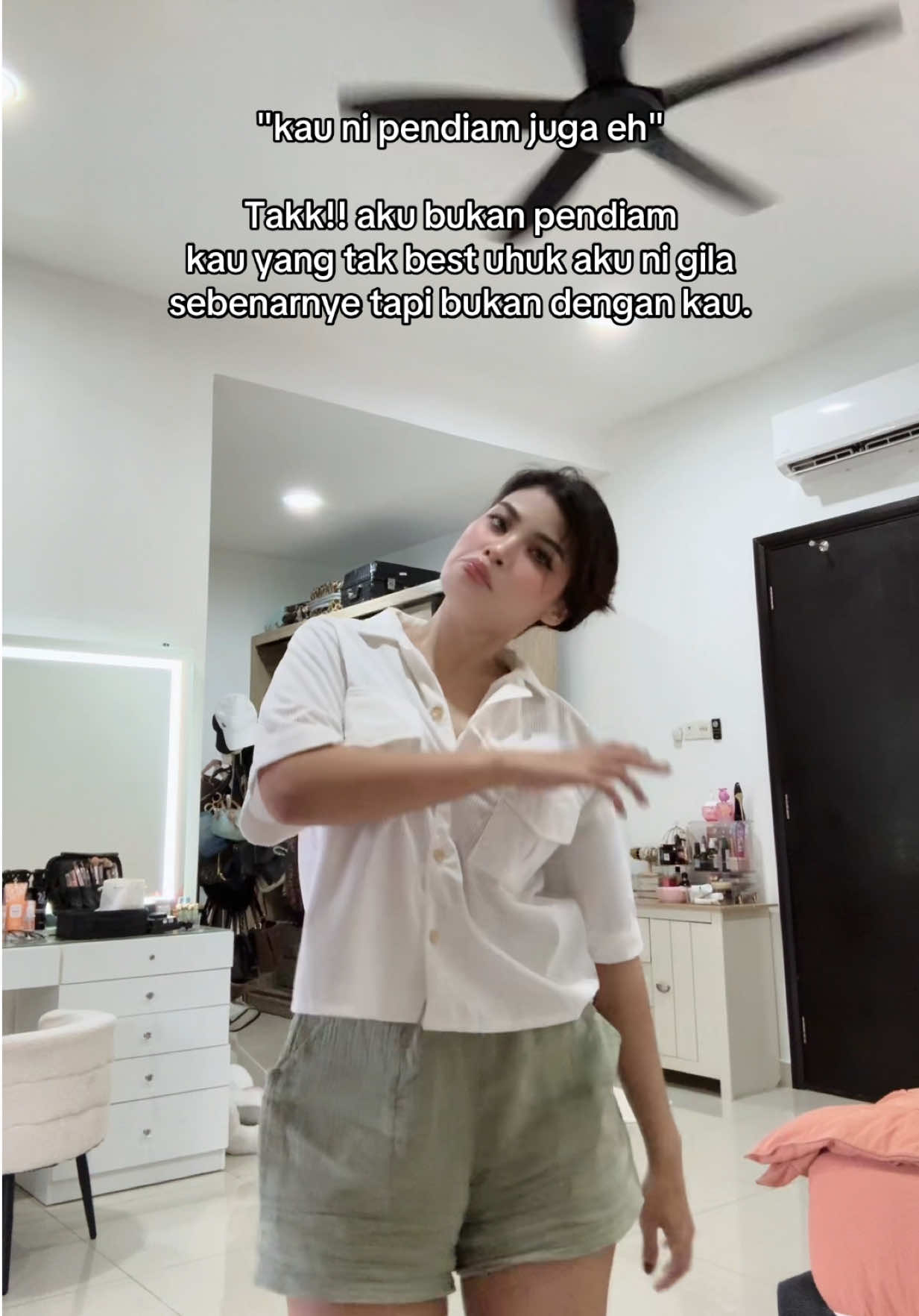 @Yawchibby