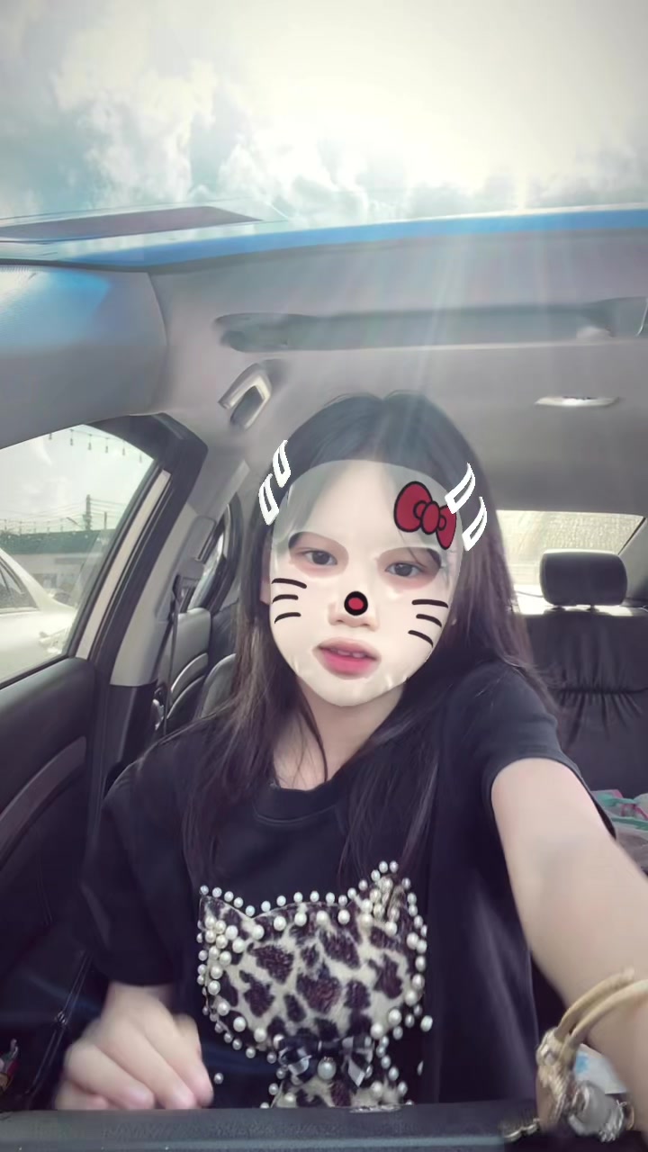 @Monikono🩷