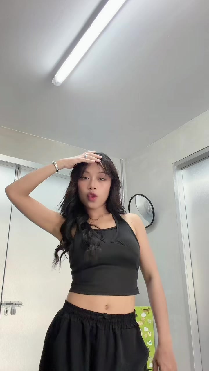 @ແອນນາເບລ👻