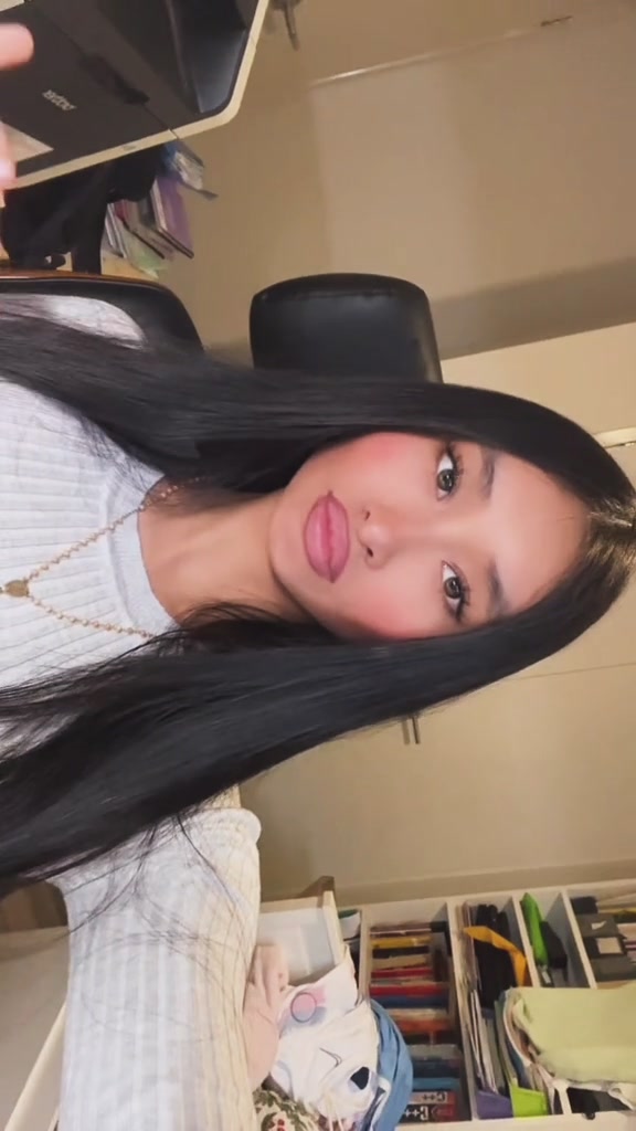 @Bella☦️