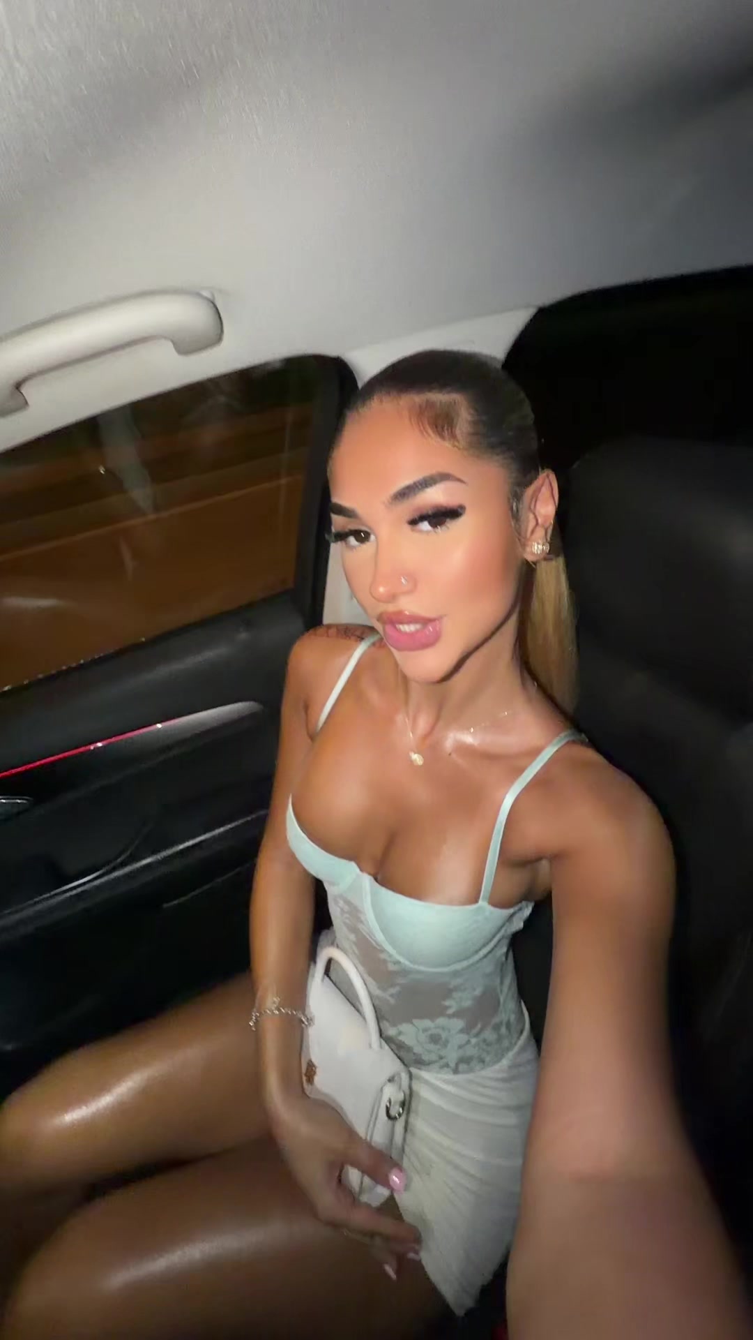 @loves_lenaaa