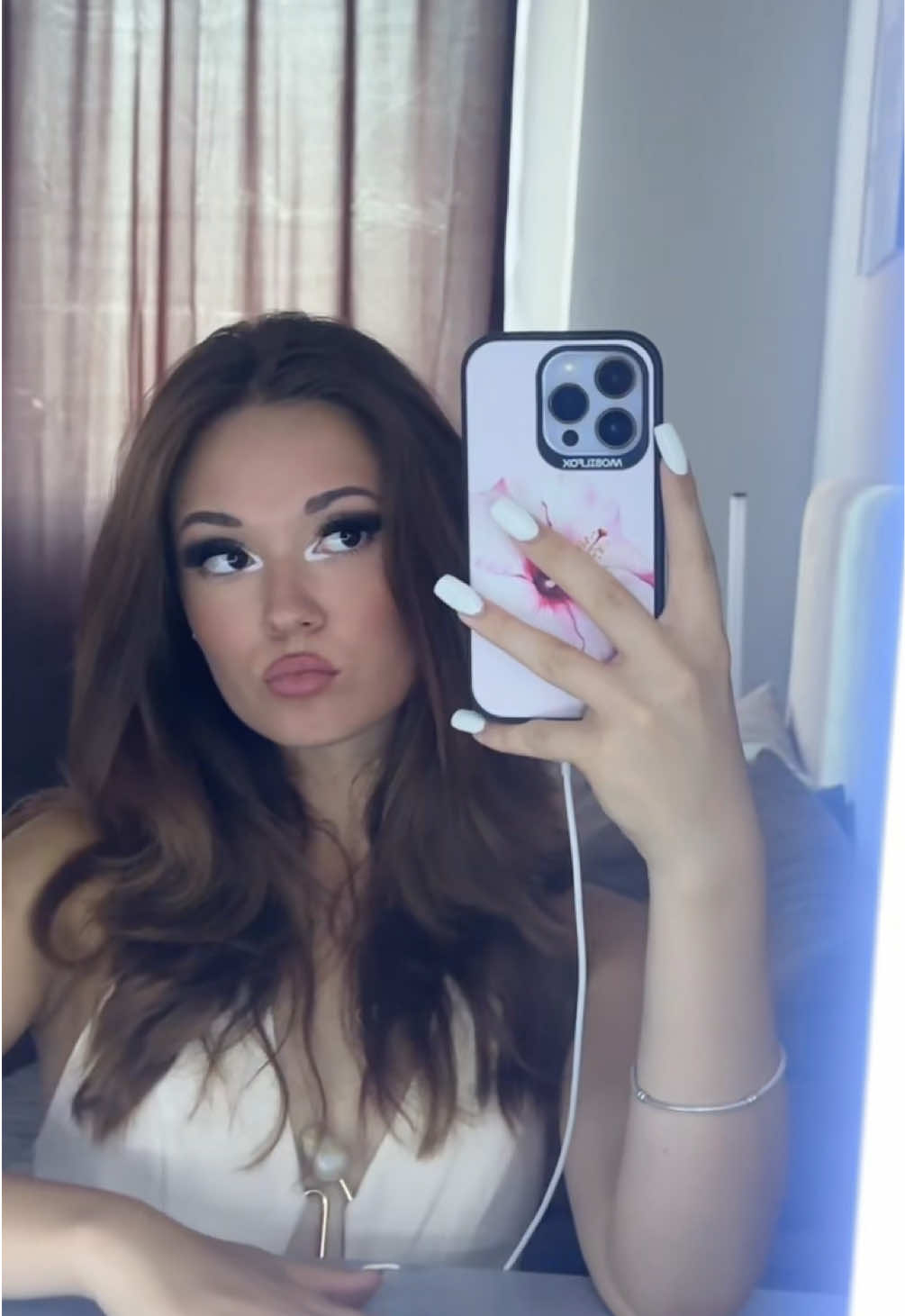 @klmn.vivii
