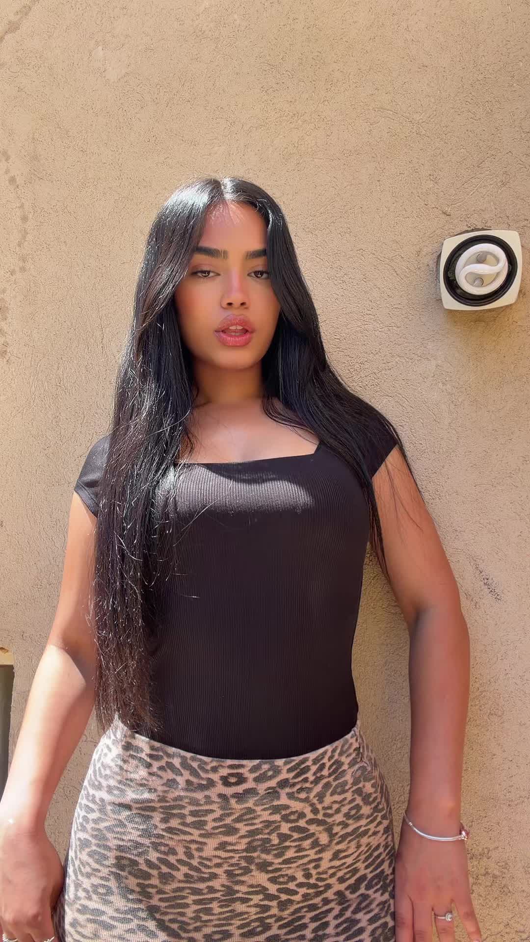 @Neomiii