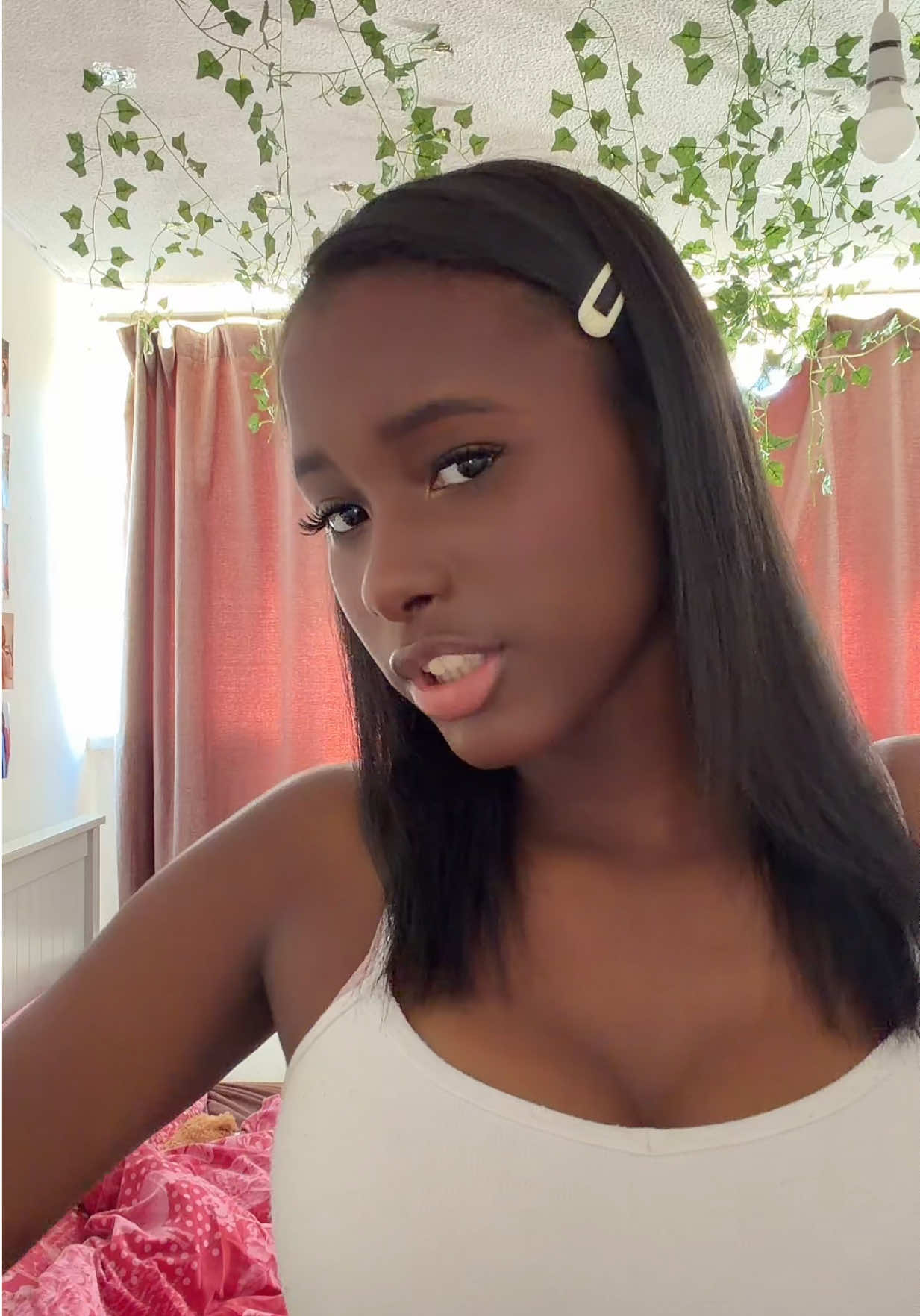 @👩🏾&zwj;🦱ྀིྀི🪽