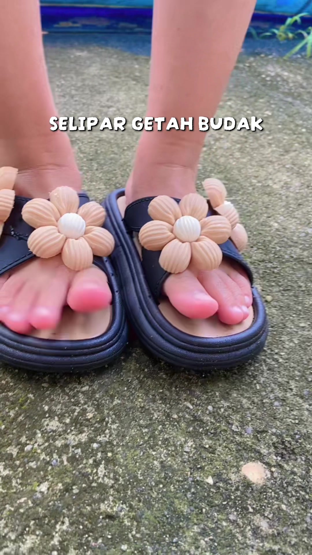 @Ainsha