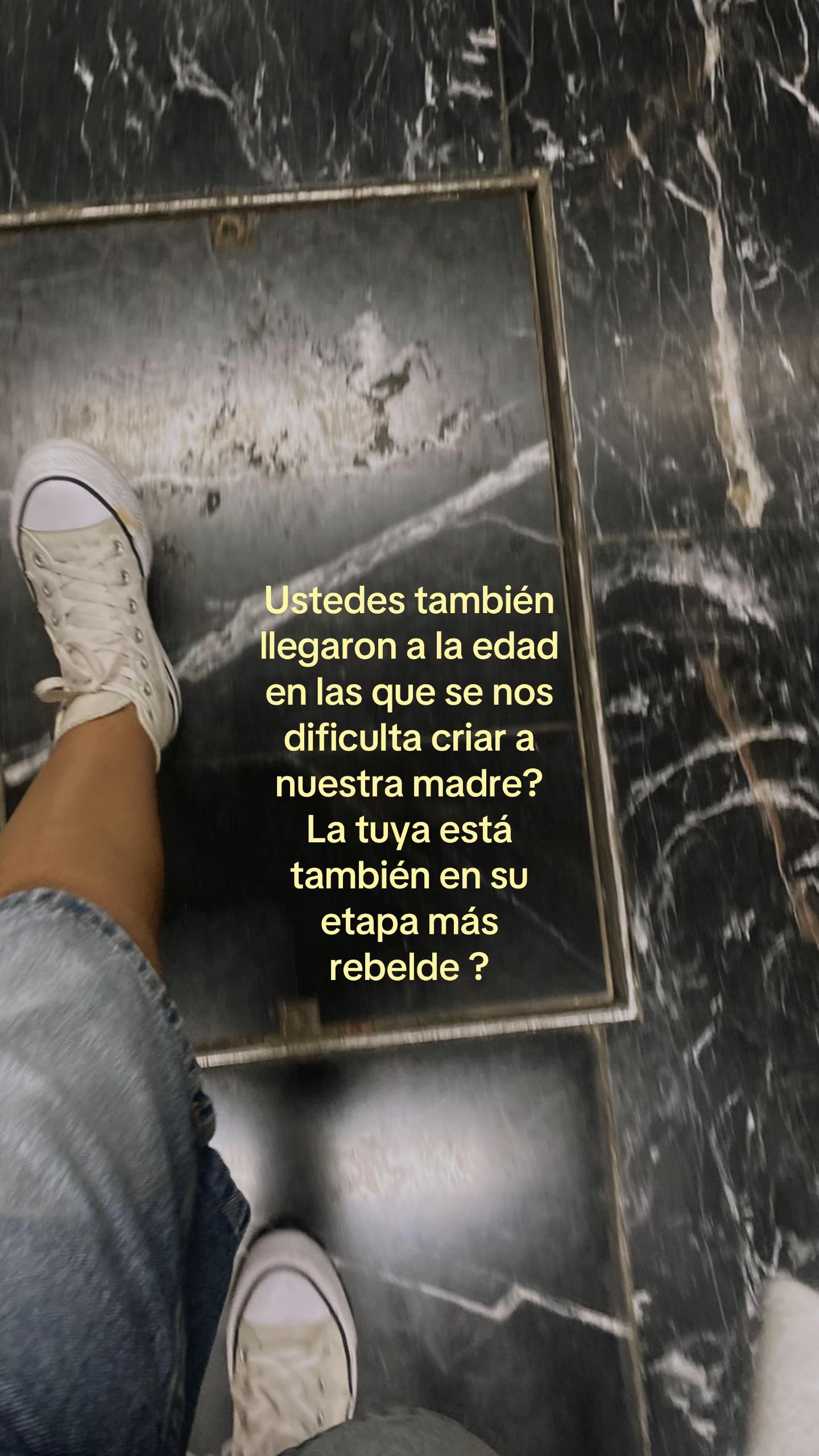 @𐚁