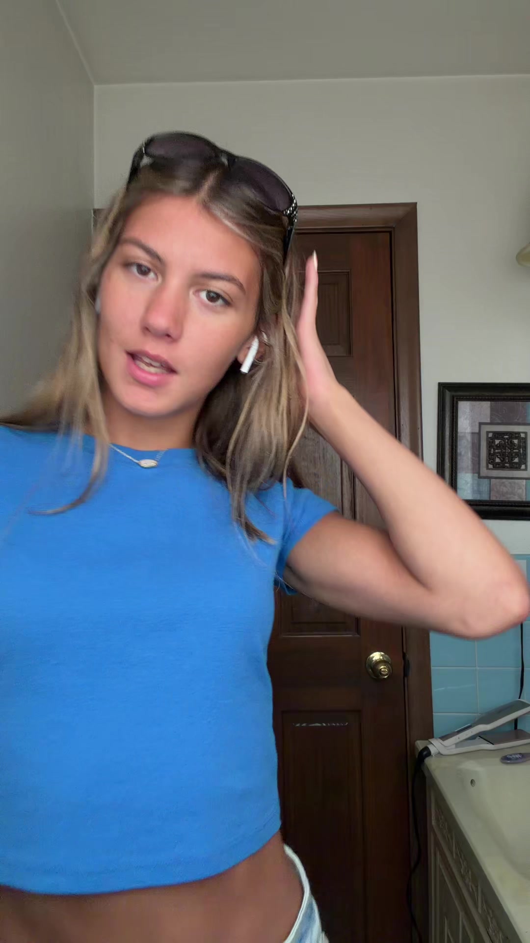 @theleahmae