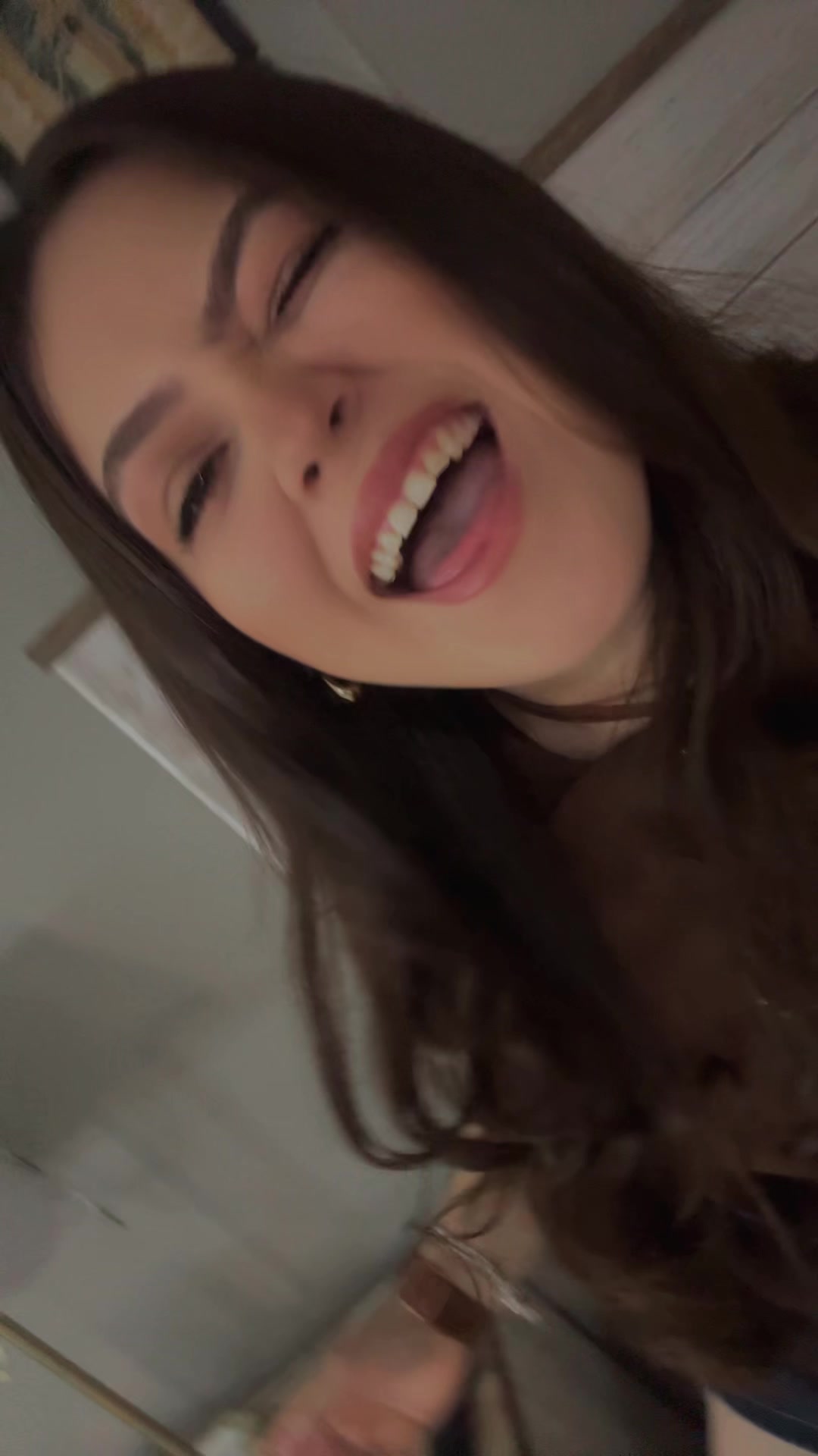 @𝕃𝕖𝕤𝕤🤍