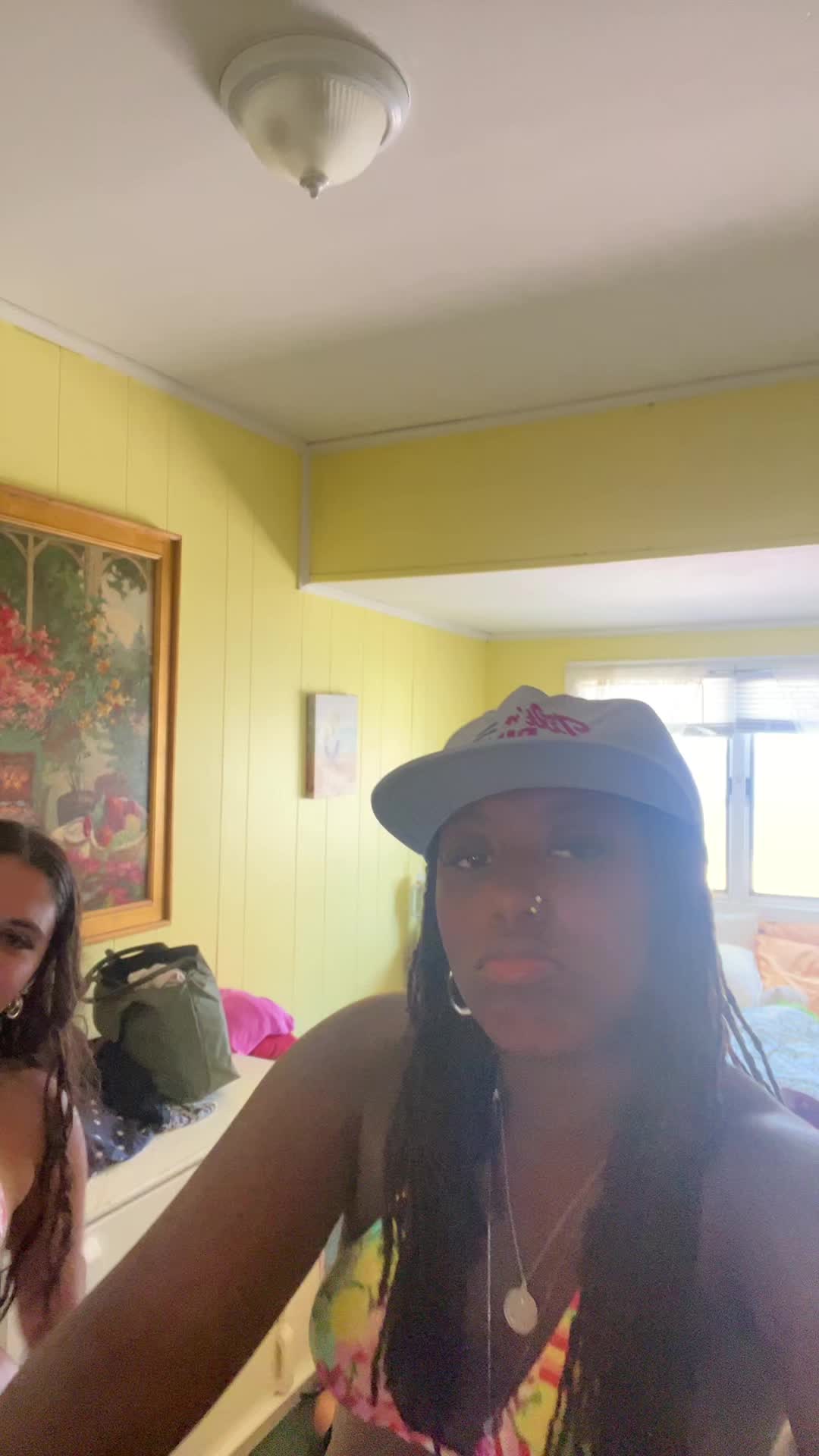 @mellie