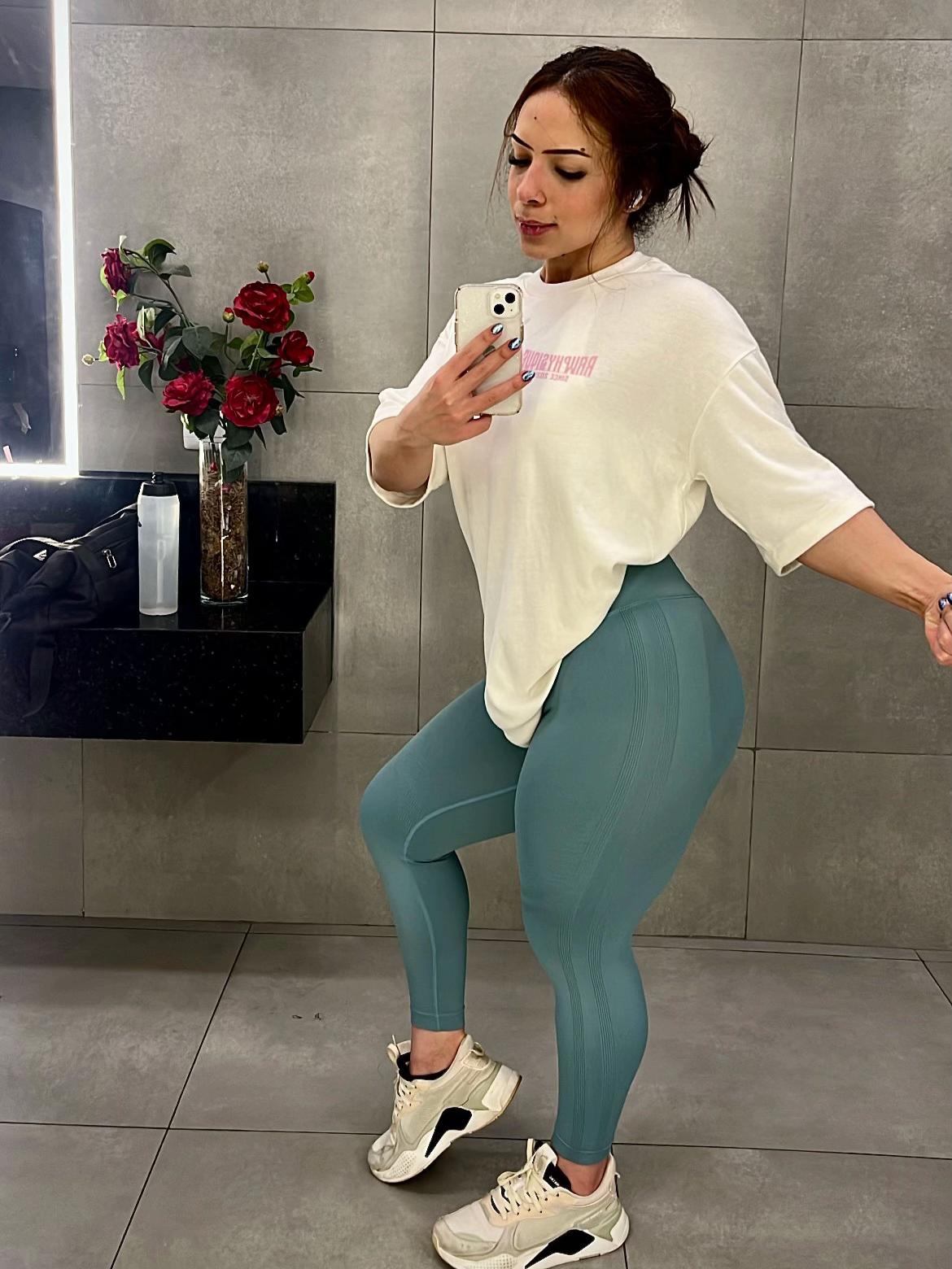 @thalyssasantana