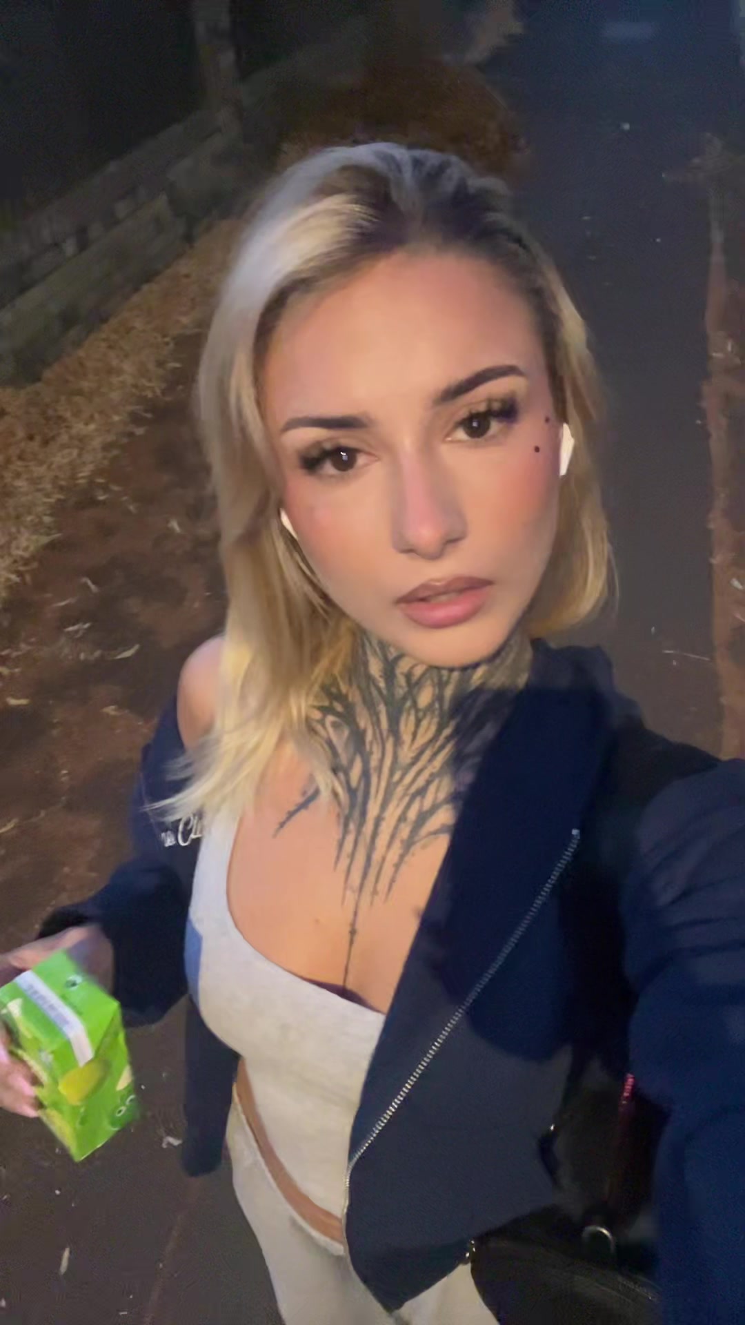 @A.milii3
