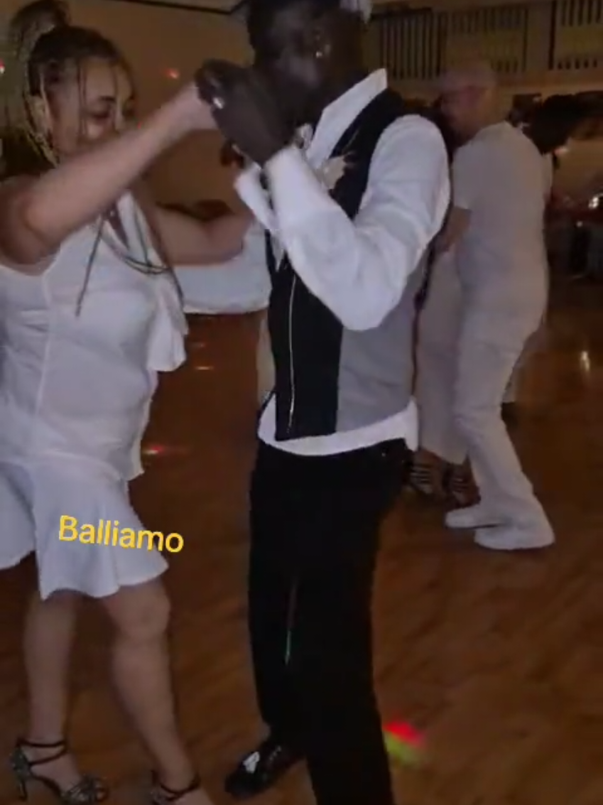 @Monia&Dance