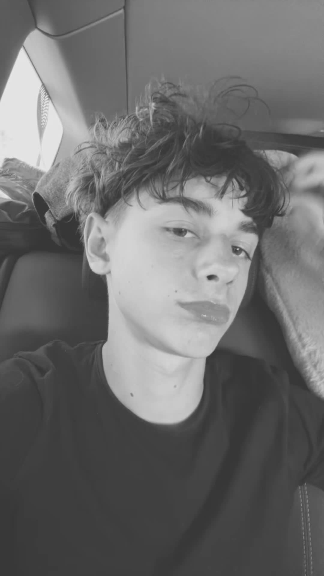 @𝐉 🇫🇷
