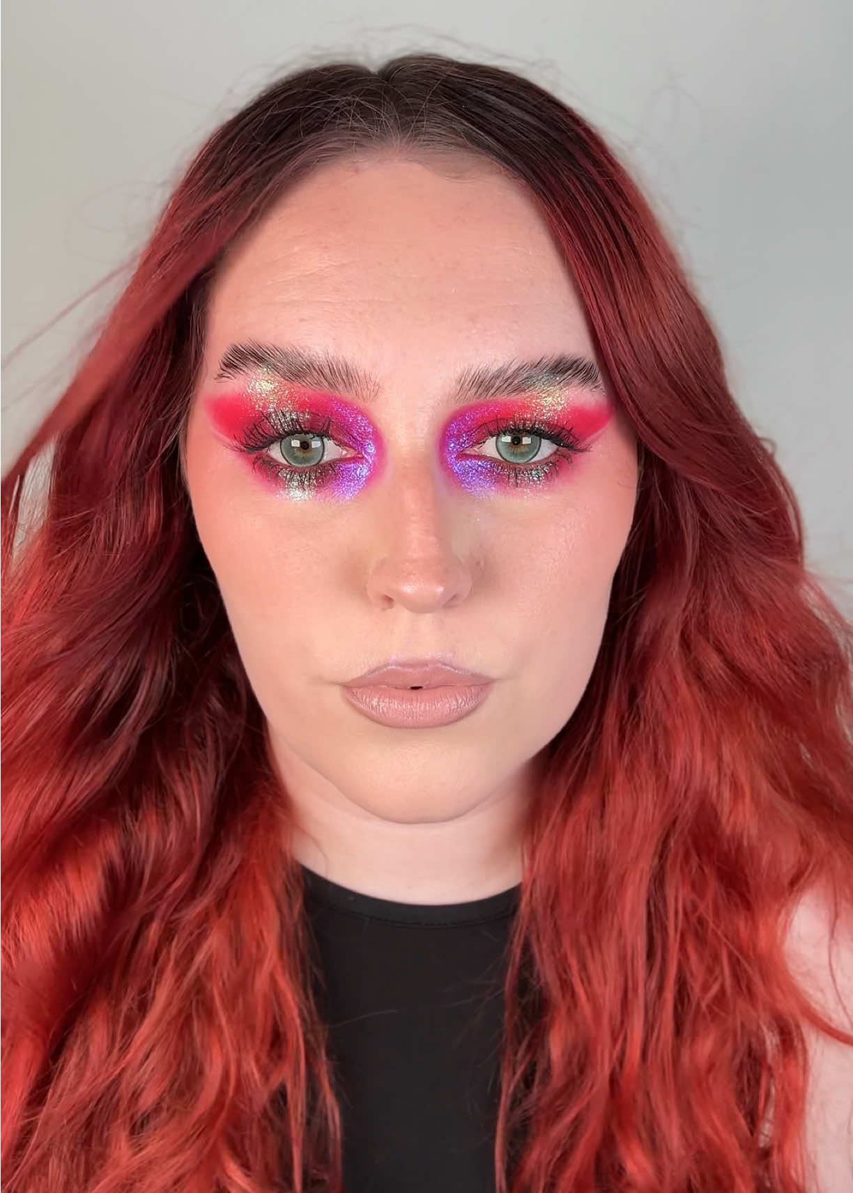 @Rainbow Meg 🌈 Sparkly Makeup✨