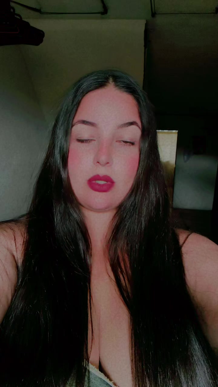 @SoyJhisel24