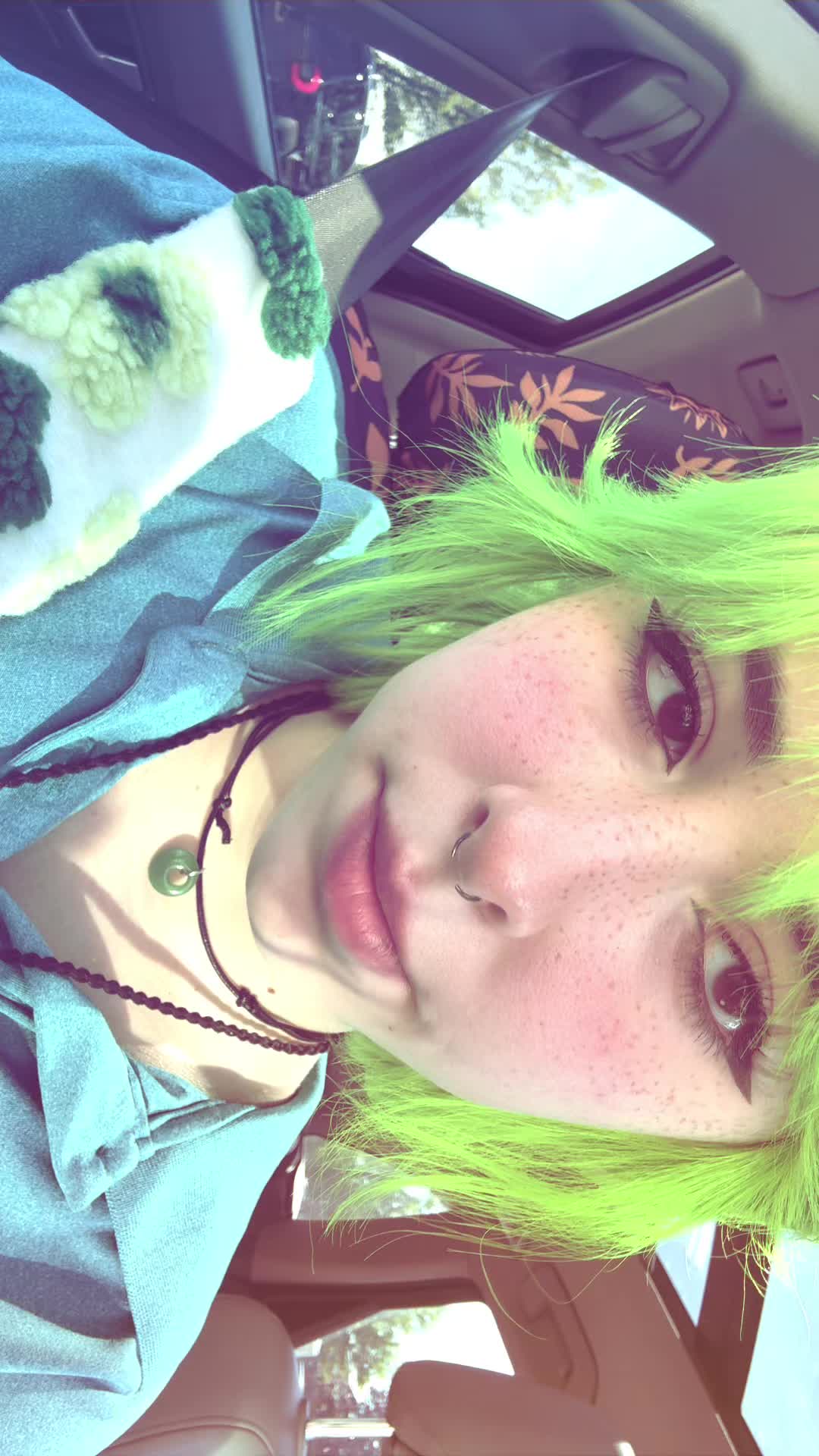 @impineapplegg