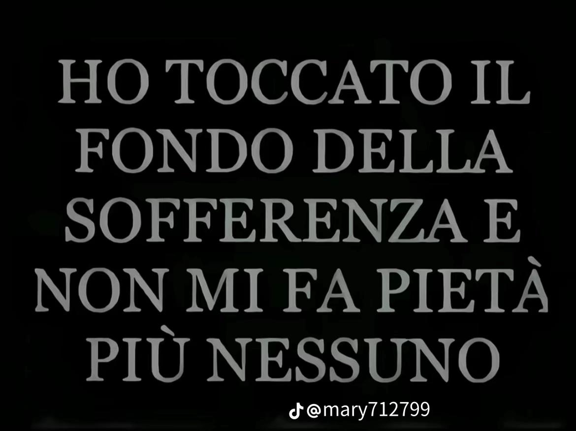 @_annarella___