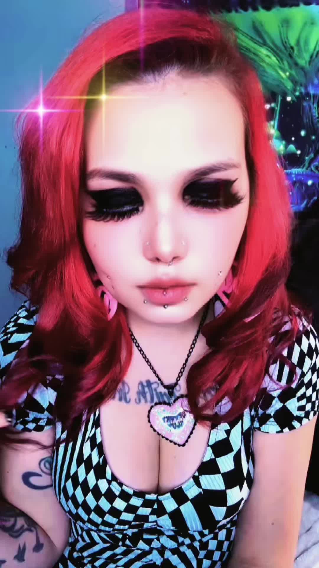 @🔥🦊🖤 Little FireFoxx 🖤🦊🔥