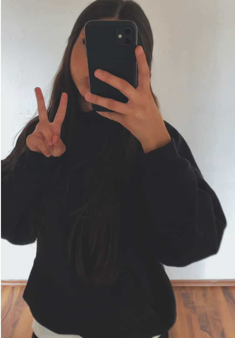 @𝐕𝐢𝐕𝐢𝐀𝐍&lsquo;🧞&zwj;♀️