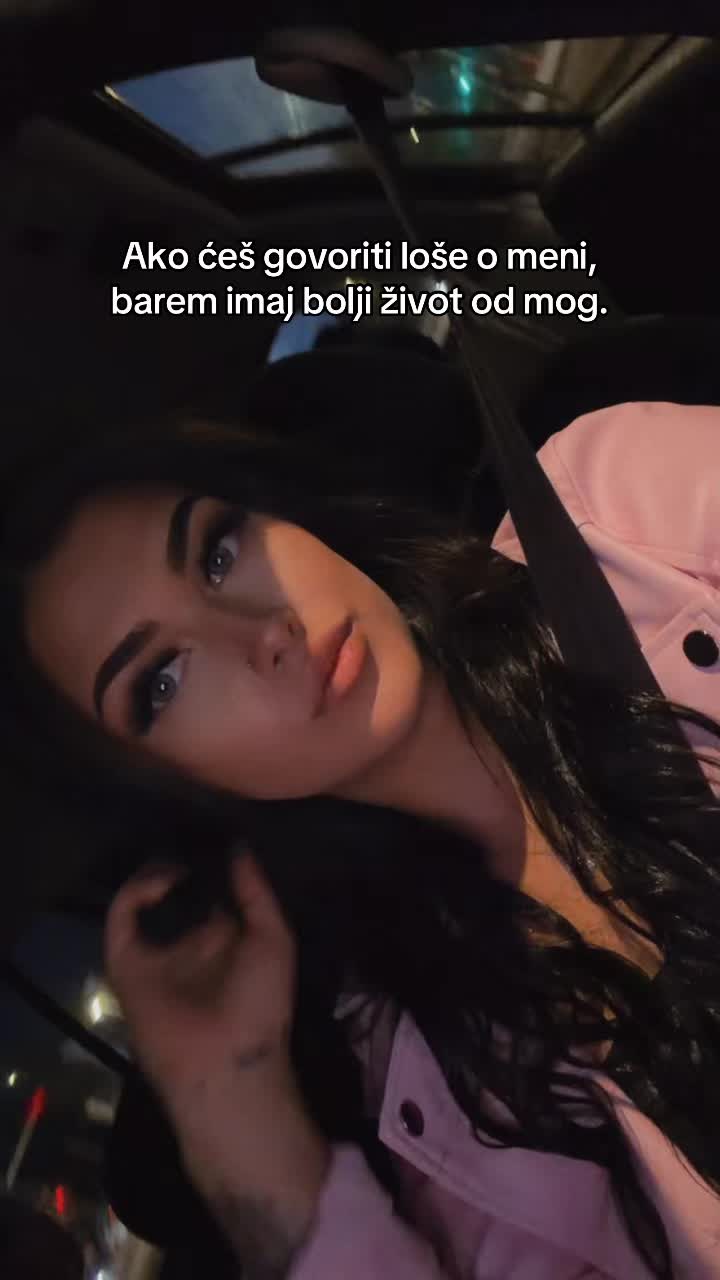 @Bella