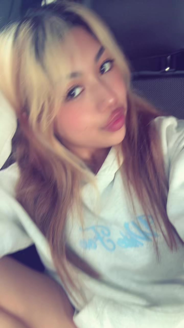 @🐰