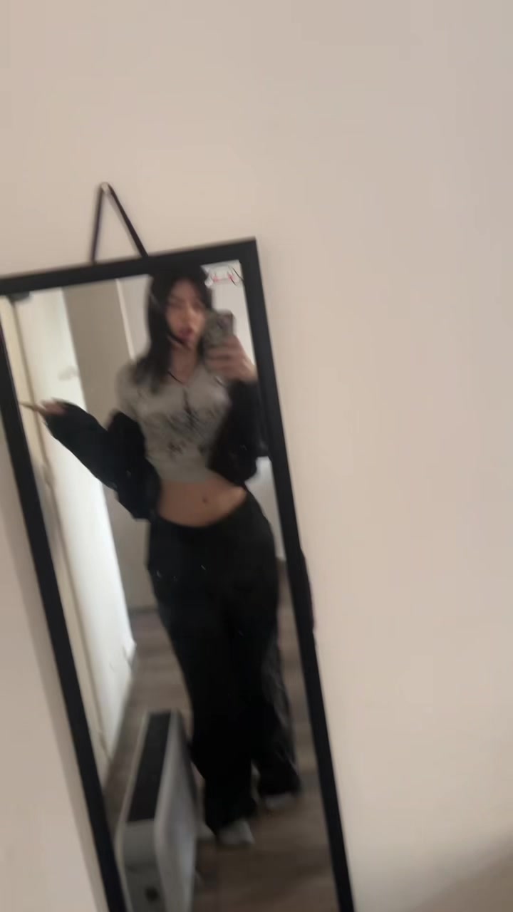 @𝘳𝘶𝘶 ⋆˚꩜｡